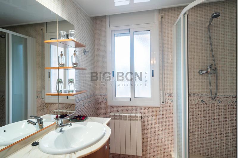 Foto 07f342d4-d936-4a10-aa74-8afed72d542a. Chalet mit kamin heizung parking pool in Mas Mel Calafell