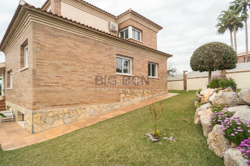 Foto 8e747a86-af5a-4b3b-9918-53fafde176d7. Chalet mit kamin heizung parking pool in Mas Mel Calafell