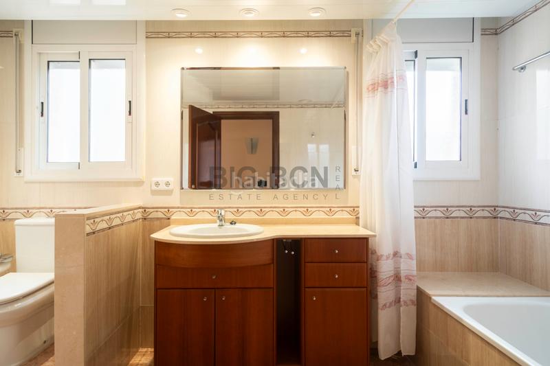 Foto badb3ce1-9f27-46eb-8789-15b9af2c0586. Chalet mit kamin heizung parking pool in Mas Mel Calafell