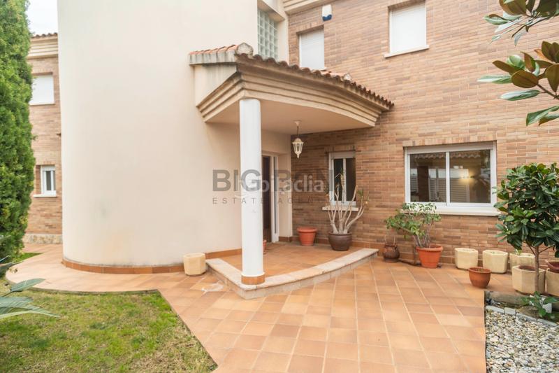 Foto 6a877e2d-d939-4890-85bc-35c3d9576a6c. Chalet avec cheminée chauffage parking piscine dans Calafell