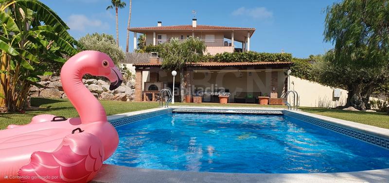 Foto d770db2e-3f96-4e01-8741-04f9a90974a3. Chalet avec cheminée chauffage parking piscine dans Calafell