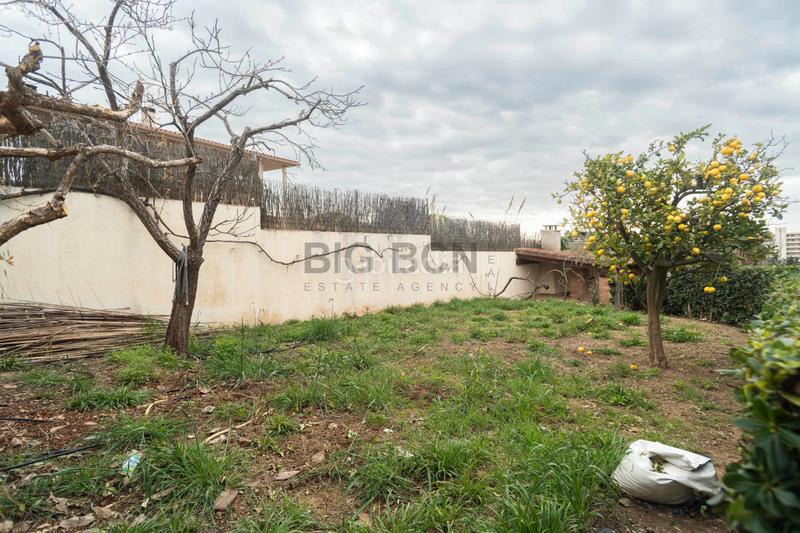 Foto 573d401e-3cf0-4829-aa31-3c547a936765. Chalet con camino riscaldamento parcheggio piscina in Calafell