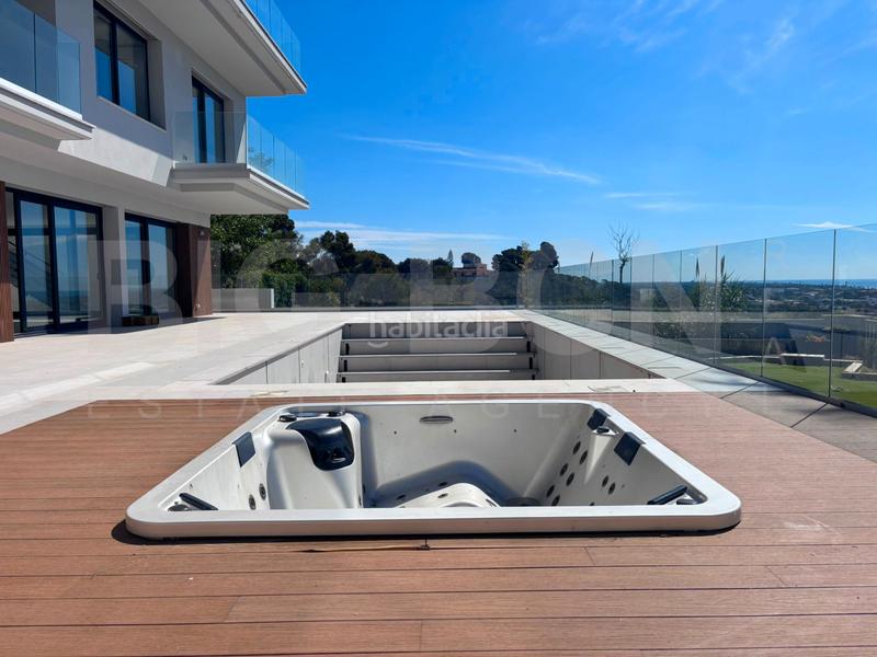 Foto 4f2f96b5-2c4d-4982-88e5-b0ee9dadffcf. Alquiler chalet en Bellamar Castelldefels