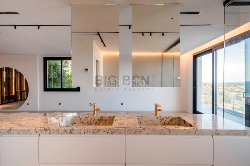 Foto 78c4db69-93e3-4b04-9a0d-be0d83aa17f6. Alquiler chalet en Bellamar Castelldefels