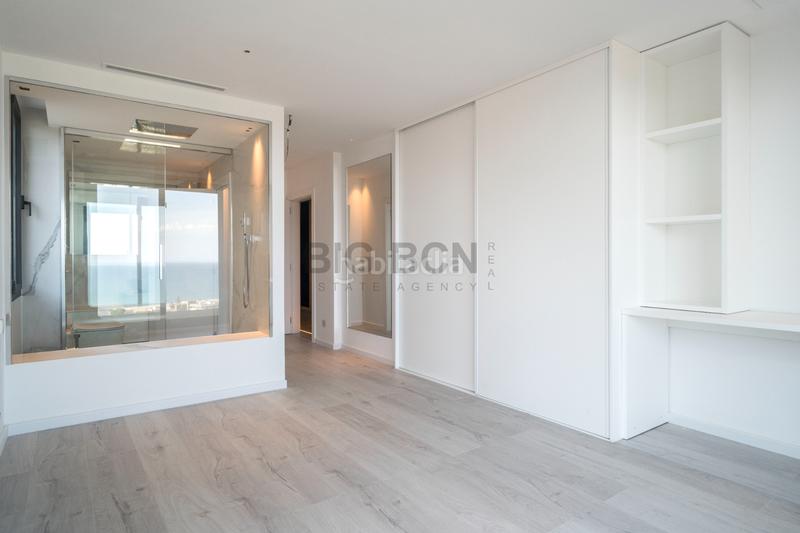 Foto a4863f3b-9e78-447c-8887-762e4fb4563d. Location chalet avec chauffage parking piscine dans Castelldefels