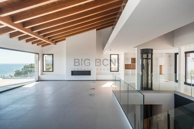 Foto f9c9a741-9bad-4967-8dda-376fec28dbc3. Location chalet avec chauffage parking piscine dans Castelldefels