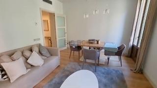 Location Appartement à Carrer de muntaner 103. Increíble piso en el centro de barcelona.