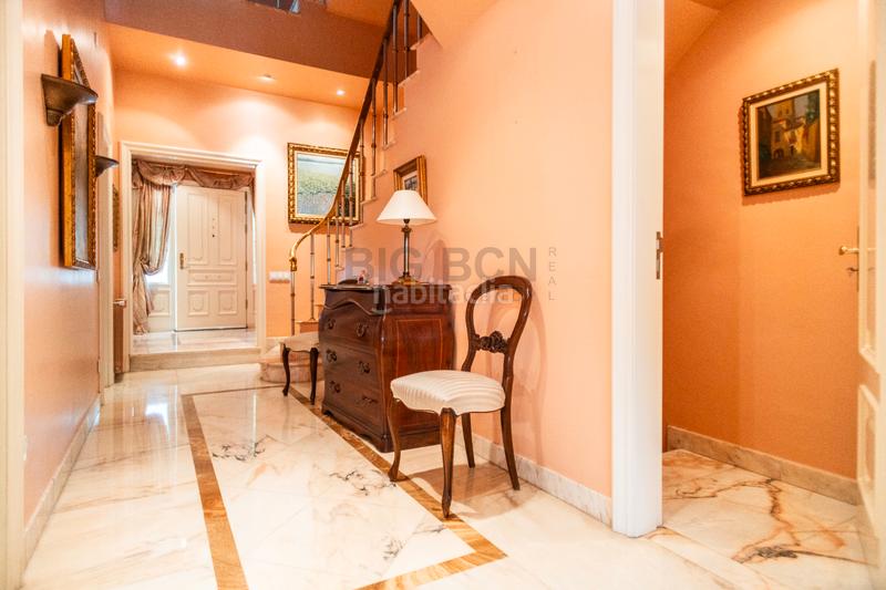 Foto 5bf00348-be0e-4998-9529-1657de7ec0e2. Chalet en Pedralbes Barcelona