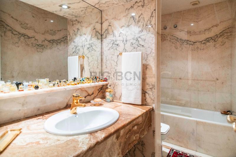 Foto dce12df5-4b6d-471d-95d2-3fccc9e15b79. Chalet en Pedralbes Barcelona