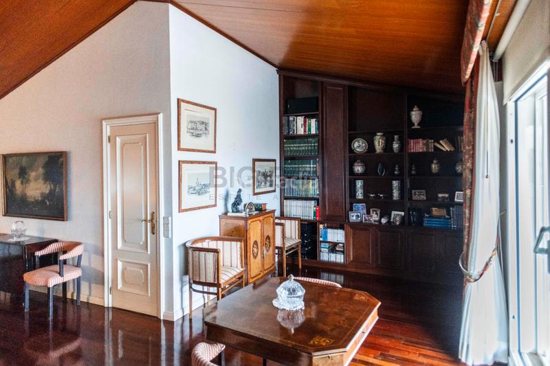 Foto 317ce96c-d6fa-48a1-a969-20b45ccd54a7. Chalet avec chauffage parking piscine dans Pedralbes Barcelona