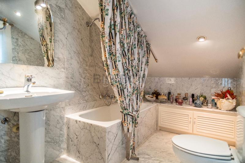 Foto 710c6251-27df-4eed-b451-7bbcd3acd7e2. Chalet avec chauffage parking piscine dans Pedralbes Barcelona