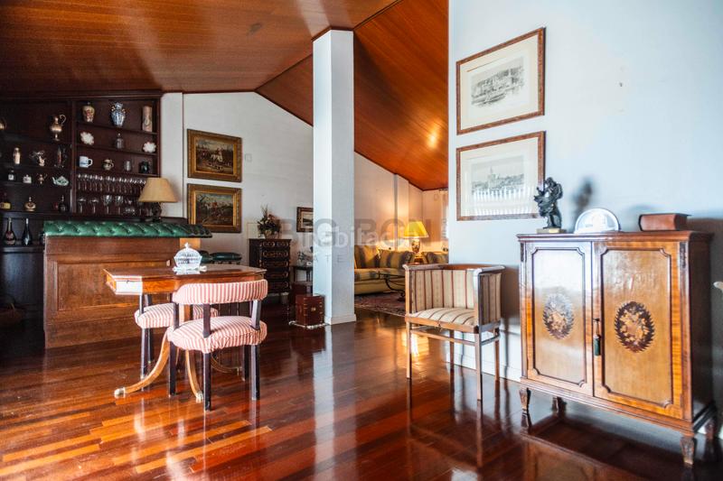 Foto b81b5107-a878-4430-8baa-0531b0613469. Chalet avec chauffage parking piscine dans Pedralbes Barcelona