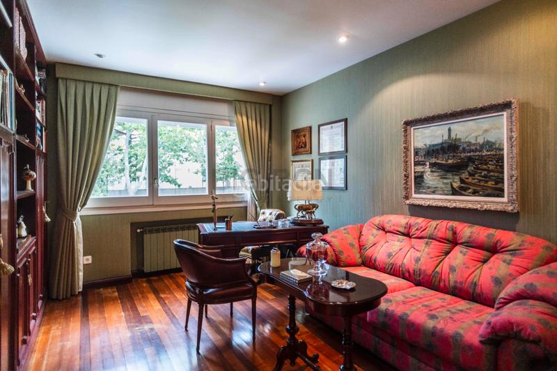 Foto 412d271c-24f7-4076-8b88-66928fed1cfe. Chalet con riscaldamento parcheggio piscina in Pedralbes Barcelona