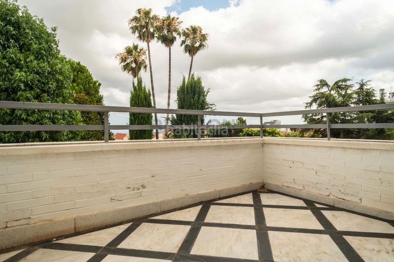 Foto b9e6ab7d-f908-4ed6-a289-8f6ea4e7c107. Chalet con riscaldamento parcheggio piscina in Pedralbes Barcelona