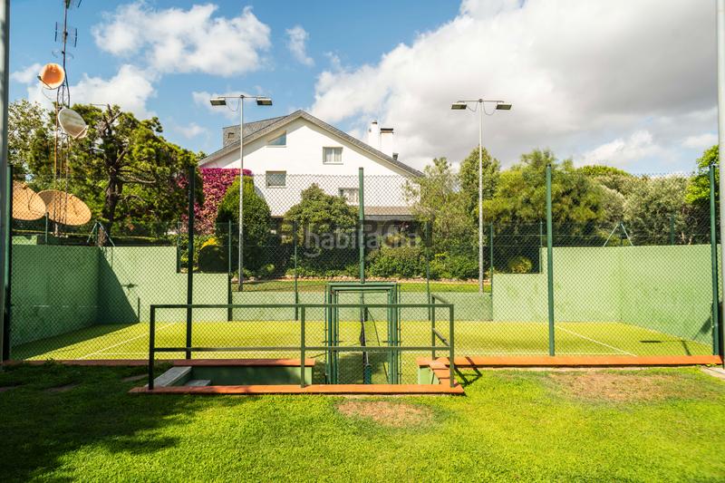 Foto 032022d5-8073-486e-9bae-ee4cc6457abb. Xalet amb calefacció aparcament piscina a Pedralbes Barcelona