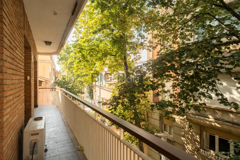 Foto 719bf46b-9187-4658-8414-f86f526fd971. Appartamento con camino riscaldamento parcheggio in Barcelona