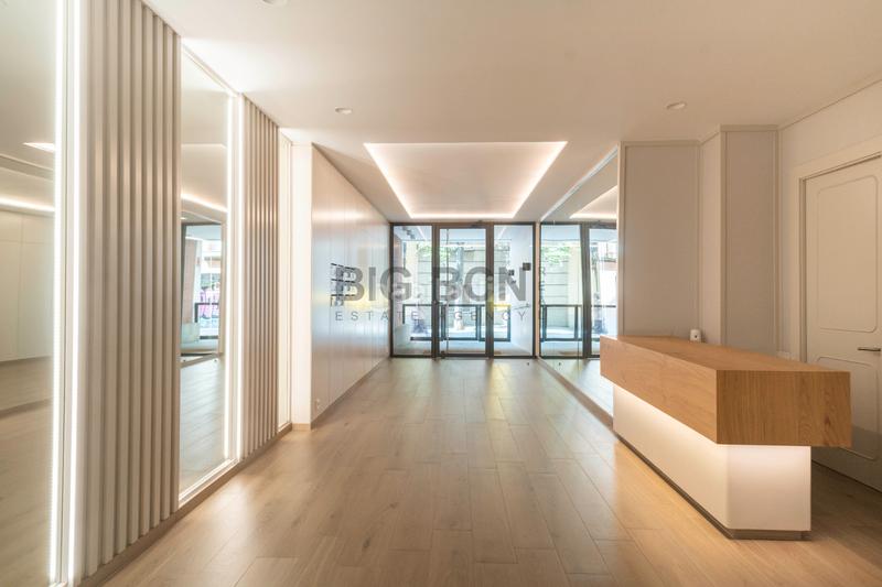 Foto afd3a52b-2563-44c7-b535-231ac7695f19. Appartamento con camino riscaldamento parcheggio in Barcelona