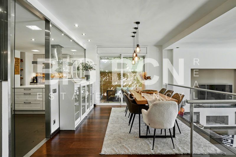 Foto 215b83c4-7872-416a-bbc5-86c92414a3d3. Chalet en Ciutat Diagonal Esplugues de Llobregat