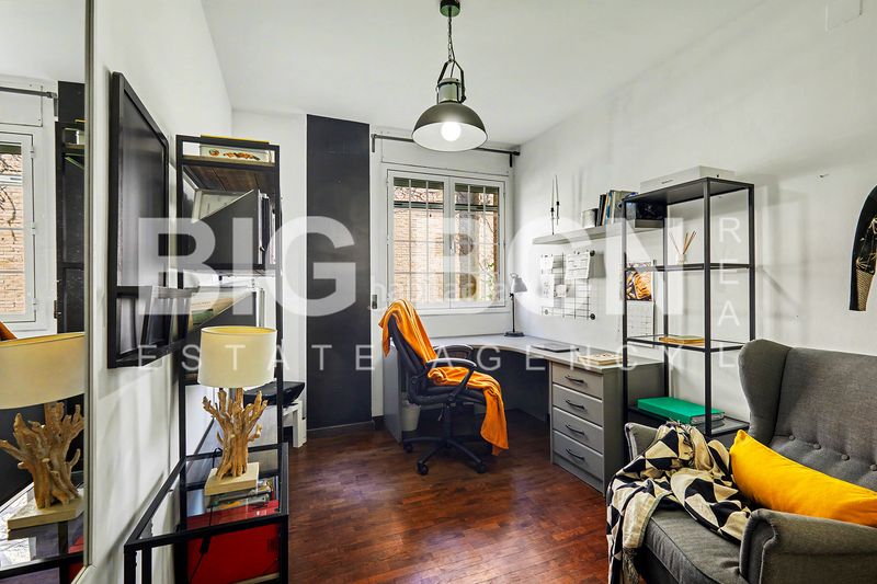 Foto bff303a9-db74-449b-a6d0-0b7869217ec7. Chalet en Ciutat Diagonal Esplugues de Llobregat