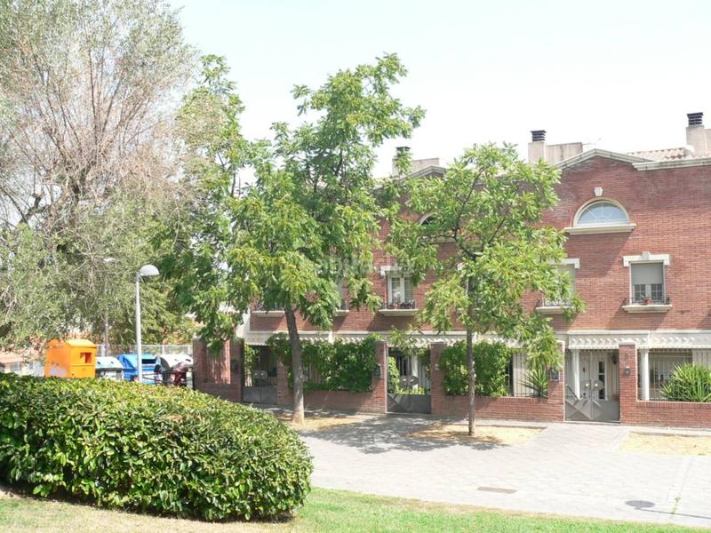 Foto 4c166f01-79f5-4607-ae31-1caf4d51e3fd. Casa a schiera con riscaldamento parcheggio in Zona Nord Rubí