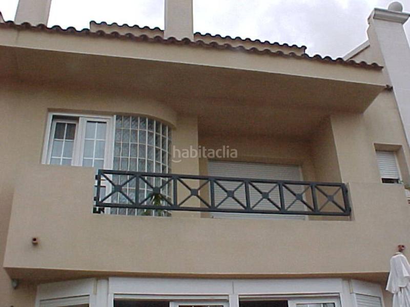 Foto 8575bfd1-7d38-4adf-a922-c3da709e61e2. Casa a schiera con riscaldamento parcheggio in Zona Nord Rubí