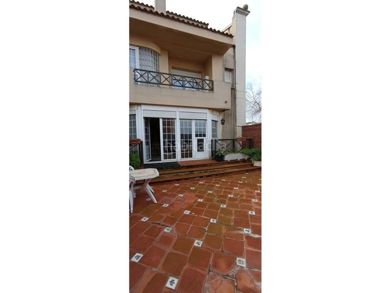 Foto 94a091ce-557a-4037-b4fa-4a6b1974584c. Casa a schiera con riscaldamento parcheggio in Zona Nord Rubí