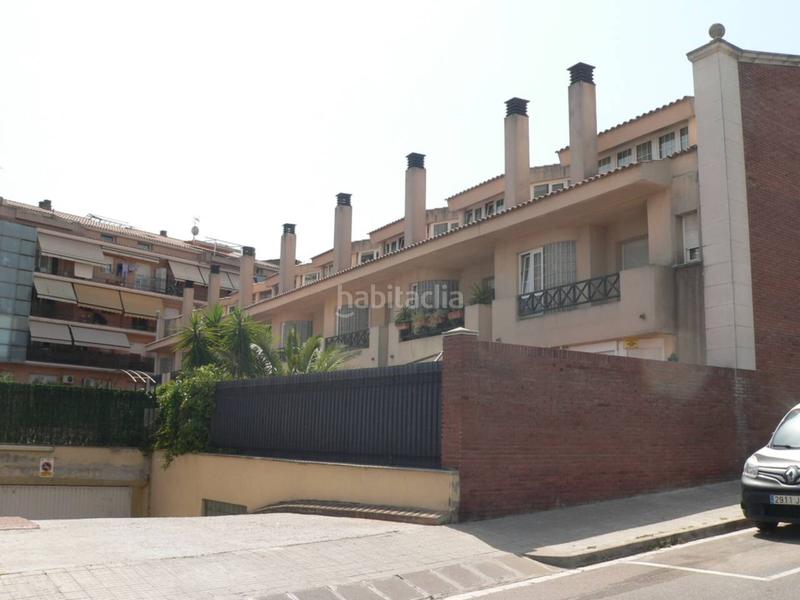 Foto 9ad423a5-5da0-42d5-8b7c-e506dedd5b9b. Casa a schiera con riscaldamento parcheggio in Zona Nord Rubí