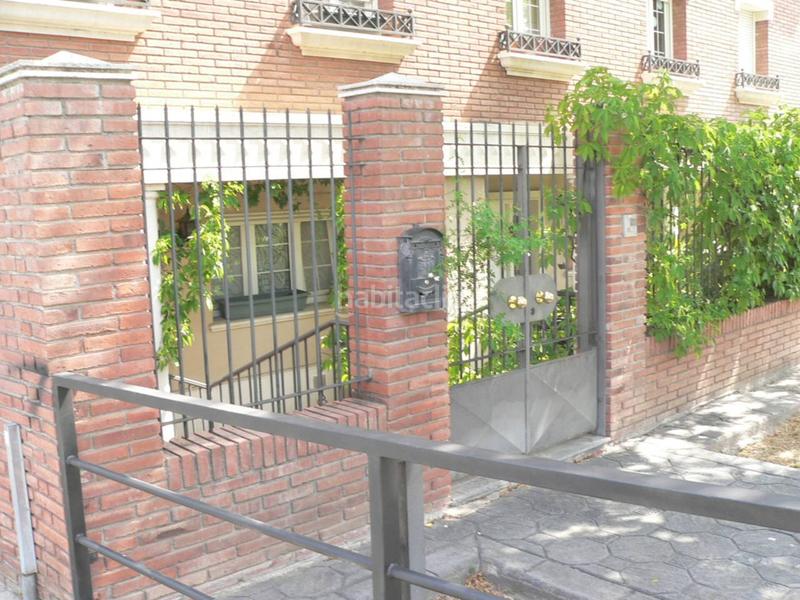 Foto bfd7250b-709d-4986-882a-5bde010aa087. Casa a schiera con riscaldamento parcheggio in Zona Nord Rubí