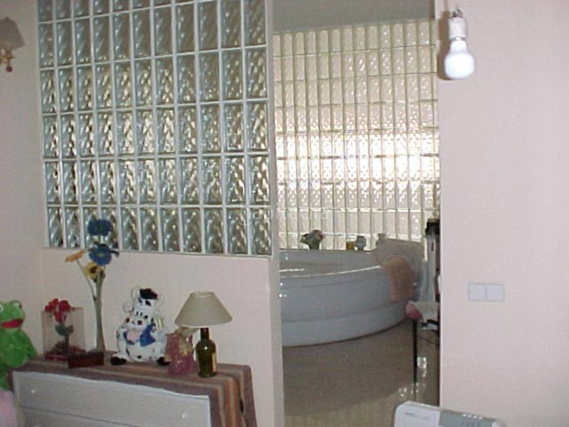 Foto ed62c73f-c0c6-48f1-9386-9049ab4532b1. Casa a schiera con riscaldamento parcheggio in Zona Nord Rubí