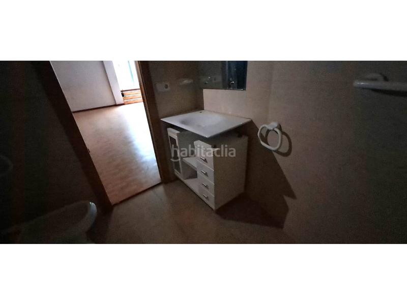 Foto 399ced6a-6afe-4cc6-a9f8-f2caf269dd78. Local comercial a Cementiri Vell Terrassa