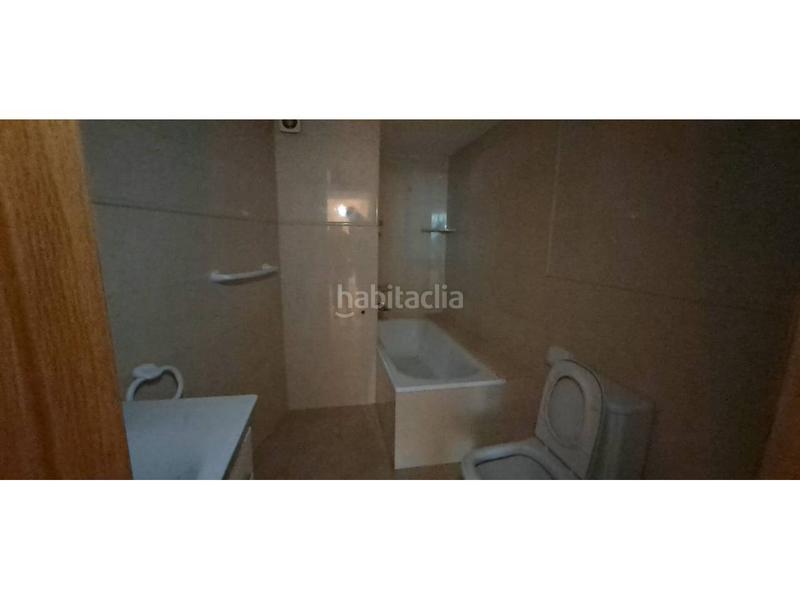 Foto beb1ae39-546f-4ba9-8d02-0bf8af85dcd9. Local comercial a Cementiri Vell Terrassa