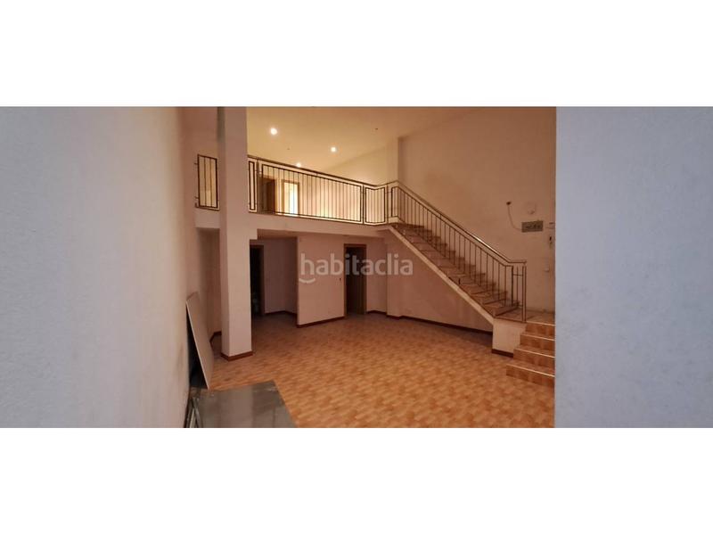 Foto e466b16e-af1d-42ec-b1a6-23df5e0df7e8. Local comercial a Cementiri Vell Terrassa