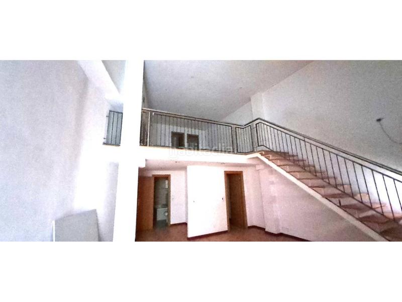 Foto feddf43c-7513-486e-9e74-a08e6acfb5d3. Local comercial a Cementiri Vell Terrassa