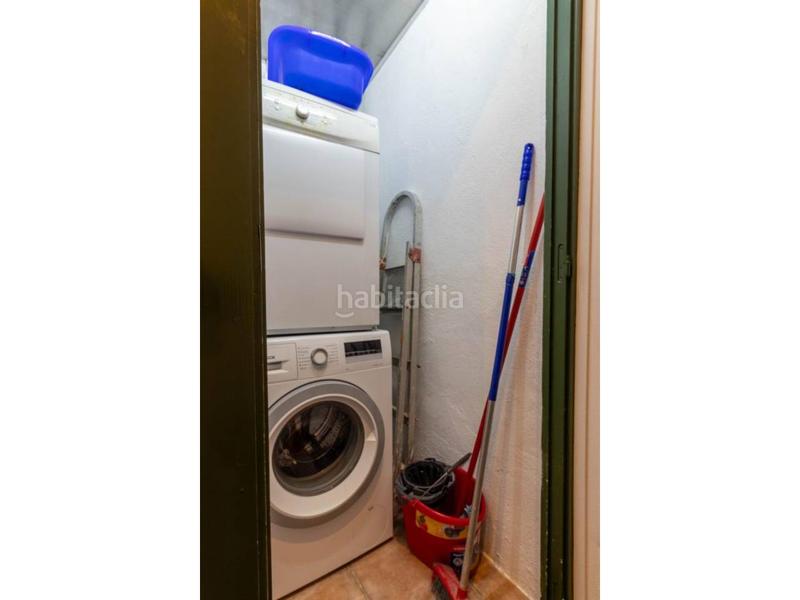Foto ee7c362b-c184-4f70-ab03-e1357a26cbfa. Casa  inglesa muy centrica en Centre Sabadell