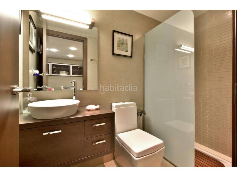 Foto 3430b5fd-270a-4bf7-880d-8a230c4c1c01. Casa con riscaldamento parcheggio in Sant Pere Nord Terrassa