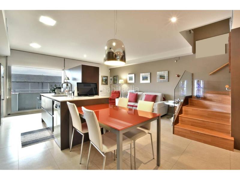 Foto 92c66345-7340-4a1e-871a-98d37d785611. Casa con riscaldamento parcheggio in Sant Pere Nord Terrassa