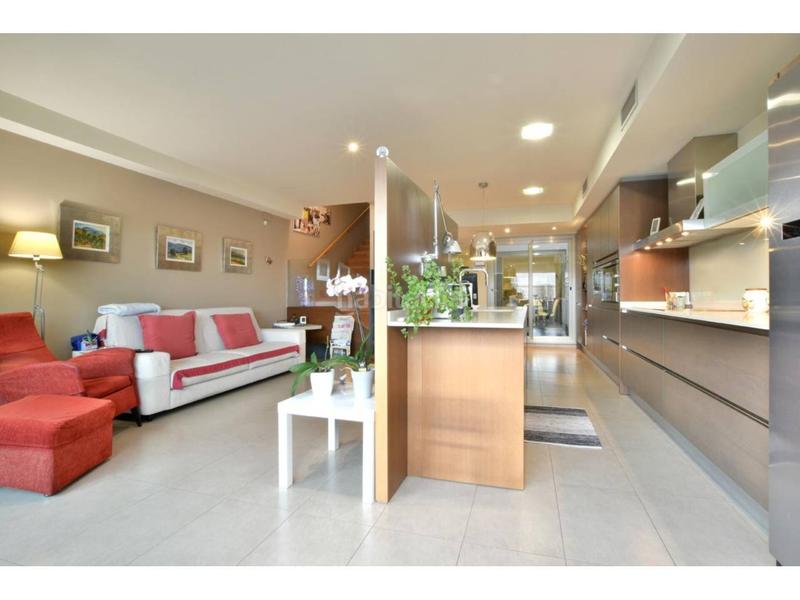 Foto a77cfc8c-1725-408a-ab40-872677761991. Casa con riscaldamento parcheggio in Sant Pere Nord Terrassa