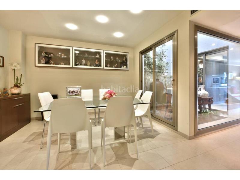 Foto af008ac6-092b-4b7a-ad73-692c5a004a65. Casa con riscaldamento parcheggio in Sant Pere Nord Terrassa