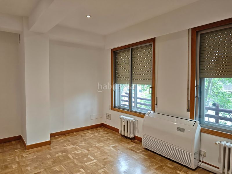 Foto 0c0eaa3a-5500-4485-9e13-877858adb753. Affitto ufficio con riscaldamento parcheggio in El Viso Madrid
