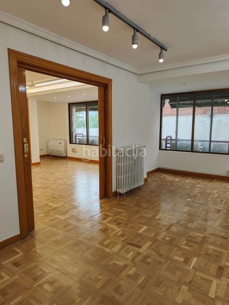 Foto 9182690a-16b5-44d7-9c9d-f6ab58beeccb. Affitto ufficio con riscaldamento parcheggio in El Viso Madrid