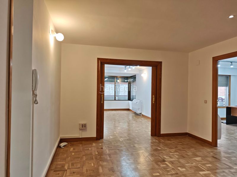 Foto fe5c4c3a-667d-43e3-865e-1c04735b22fa. Affitto ufficio con riscaldamento parcheggio in El Viso Madrid