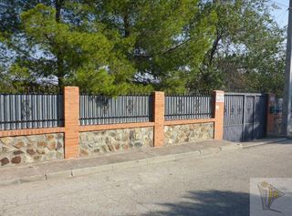 Bauernhof  Cl dinamarca. Colmenar de orejafinca de recreo