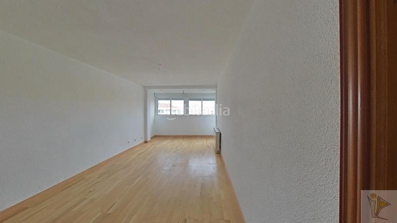 Foto 1a7c16e7-57aa-4f69-9397-26502fe511c5. Piso  en Parque Europa-Los Pitufos Pinto