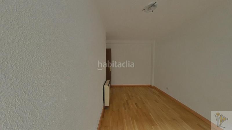 Foto a2d54454-e425-439d-89ba-19eb494e4b4b. Piso  en Parque Europa-Los Pitufos Pinto