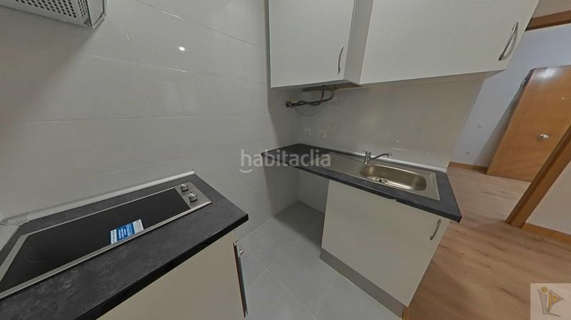 Foto 4e65f8f7-b1f9-4aae-adcd-49305e367a18. Pis amb aparcament a Centro Aranjuez