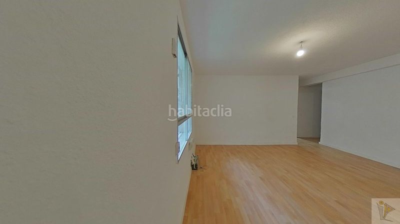 Foto 1b7f4765-344a-4946-ac2d-fc2ef008e908. Pis a Centro Fuenlabrada