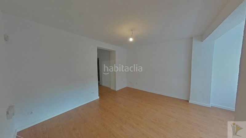Foto a4d6d931-b949-4473-b7f2-340b67f5a073. Pis a Zarzaquemada Leganés
