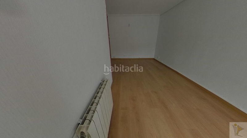 Foto 21a8079c-edb8-4418-832a-9251c21387db. Pis a Canillas Madrid