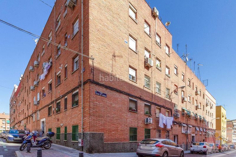 Foto d2b9f556-7dbc-4b6a-b87d-2f8aa282bbef. Pis a Almendrales Madrid