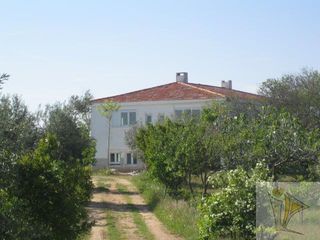 Haus  Cl dehesa la jara baja. Chinchóncasa